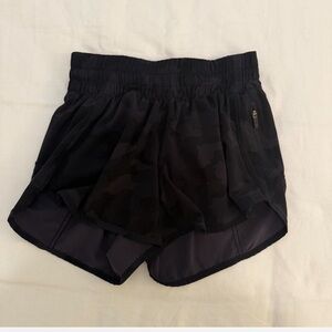 Lululemon Black Camo Tracker Short